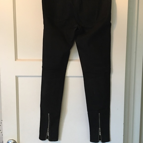 Black Skinny Jeans with Back Ankle Zipper, Size 28 - Picture 3 of 7